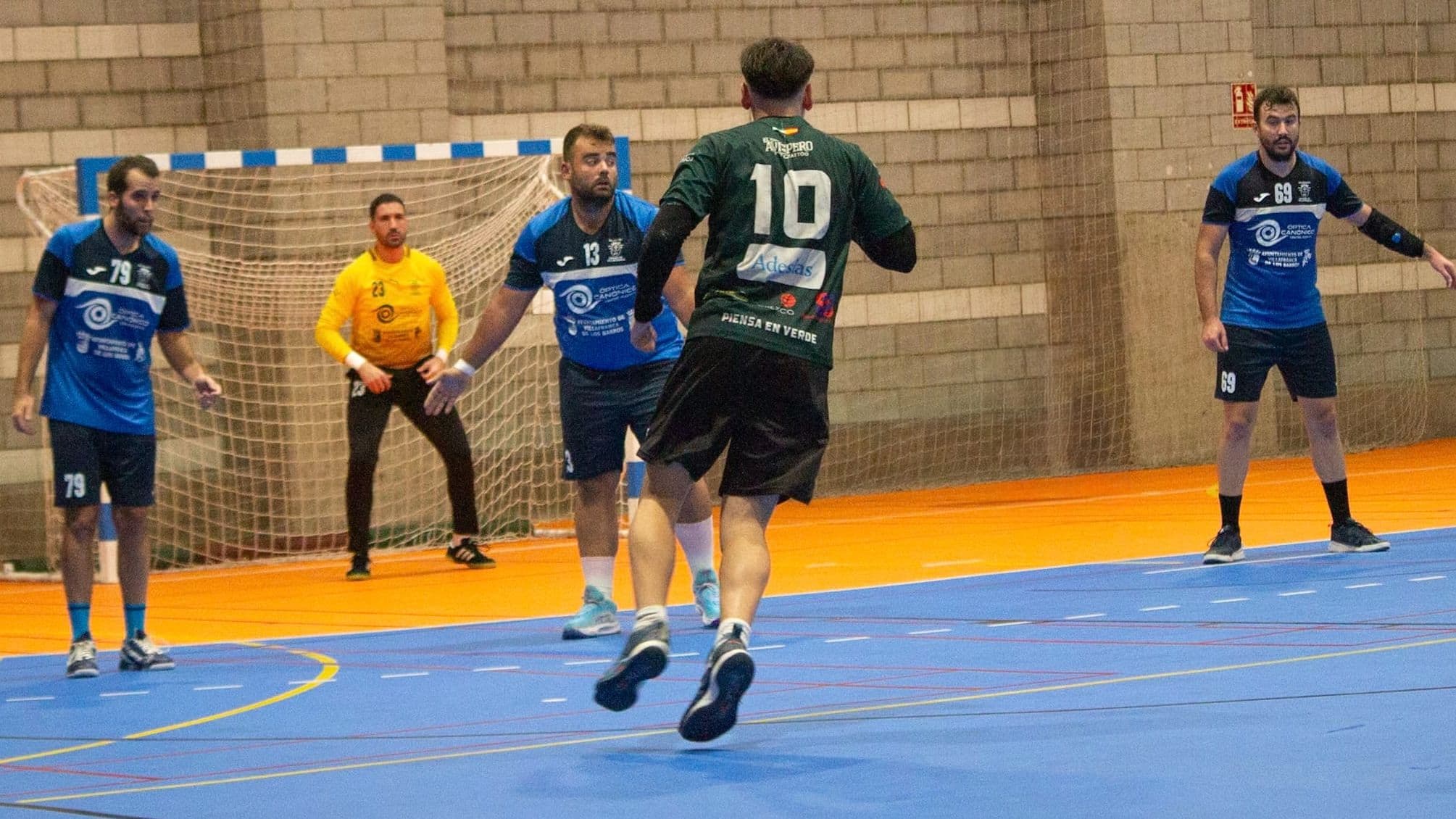 Partido entre UBP y Ciudad de Villafranca en la final de Segunda Nacional Masculina