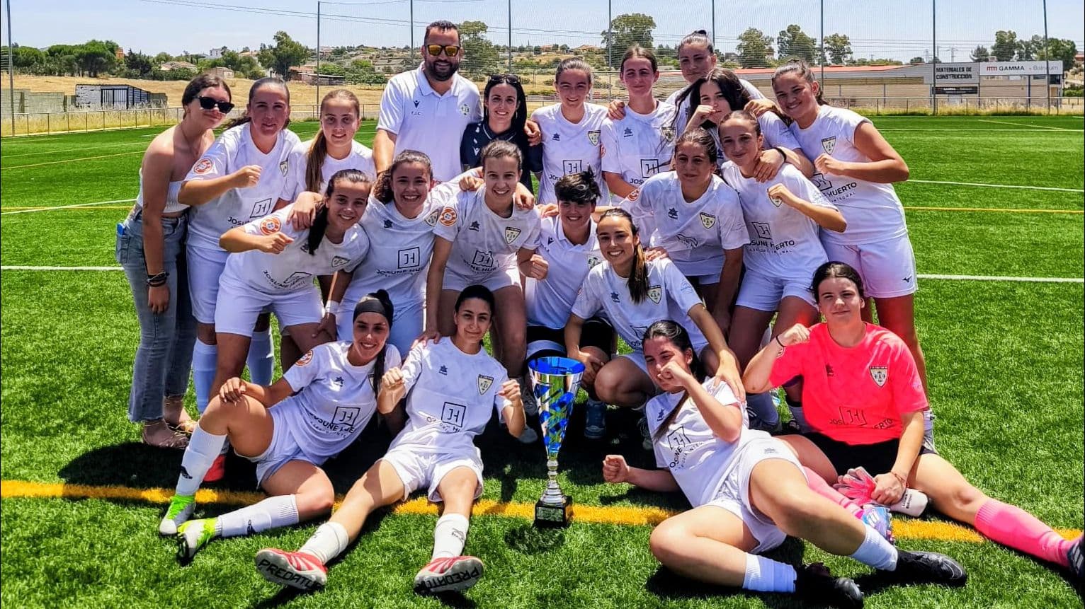 El Castuera se proclama campeón de Primera Extremeña Femenina de fútbol y asciende a Tercera Federación