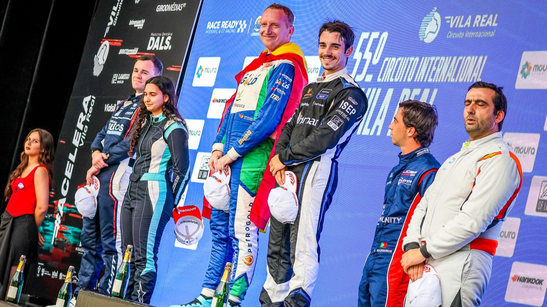 Ángel Santos y Gabriel Caçoilo compitiendo con el Ligier JS2R en Vila Real