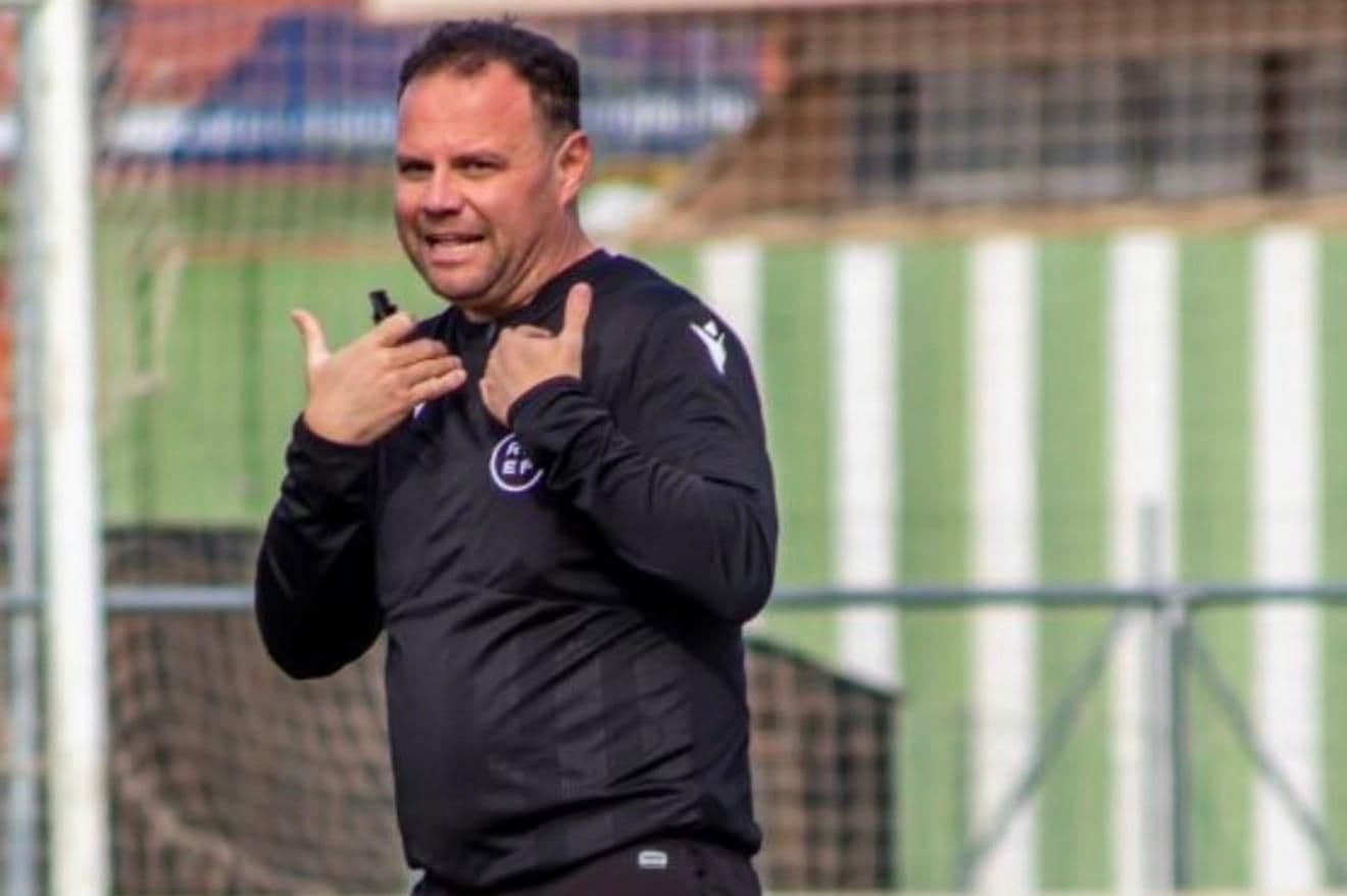 Agustín Tarazona en una imagen relacionada con el arbitraje extremeño