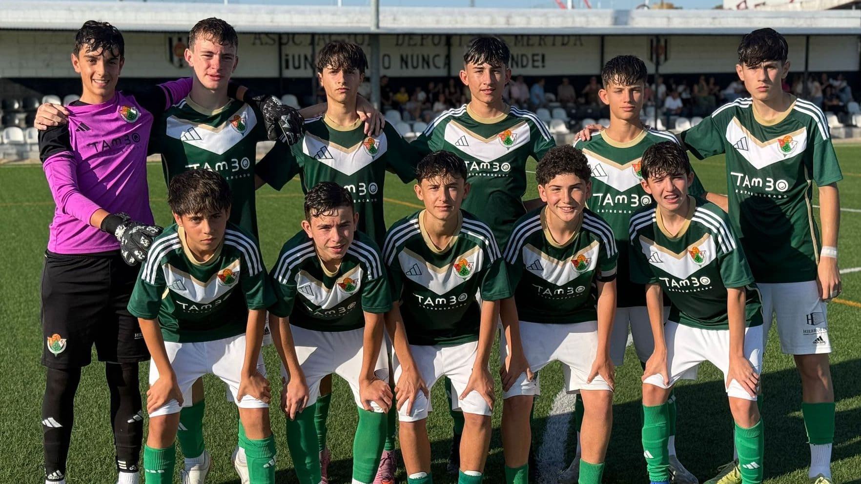 El Cacereño roza la sorpresa, pero el Mérida remonta un duelo frenético con diez goles en División de Honor Infantil