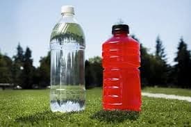 ¿Necesitas bebidas isotónicas o basta con agua?