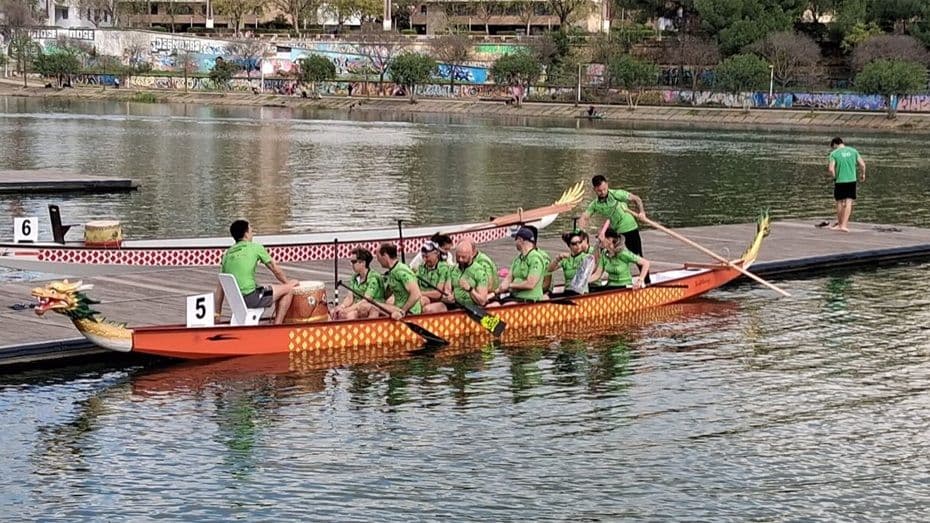 Equipos extremeños de Barco Dragón compiten en Sevilla en el Campeonato de España