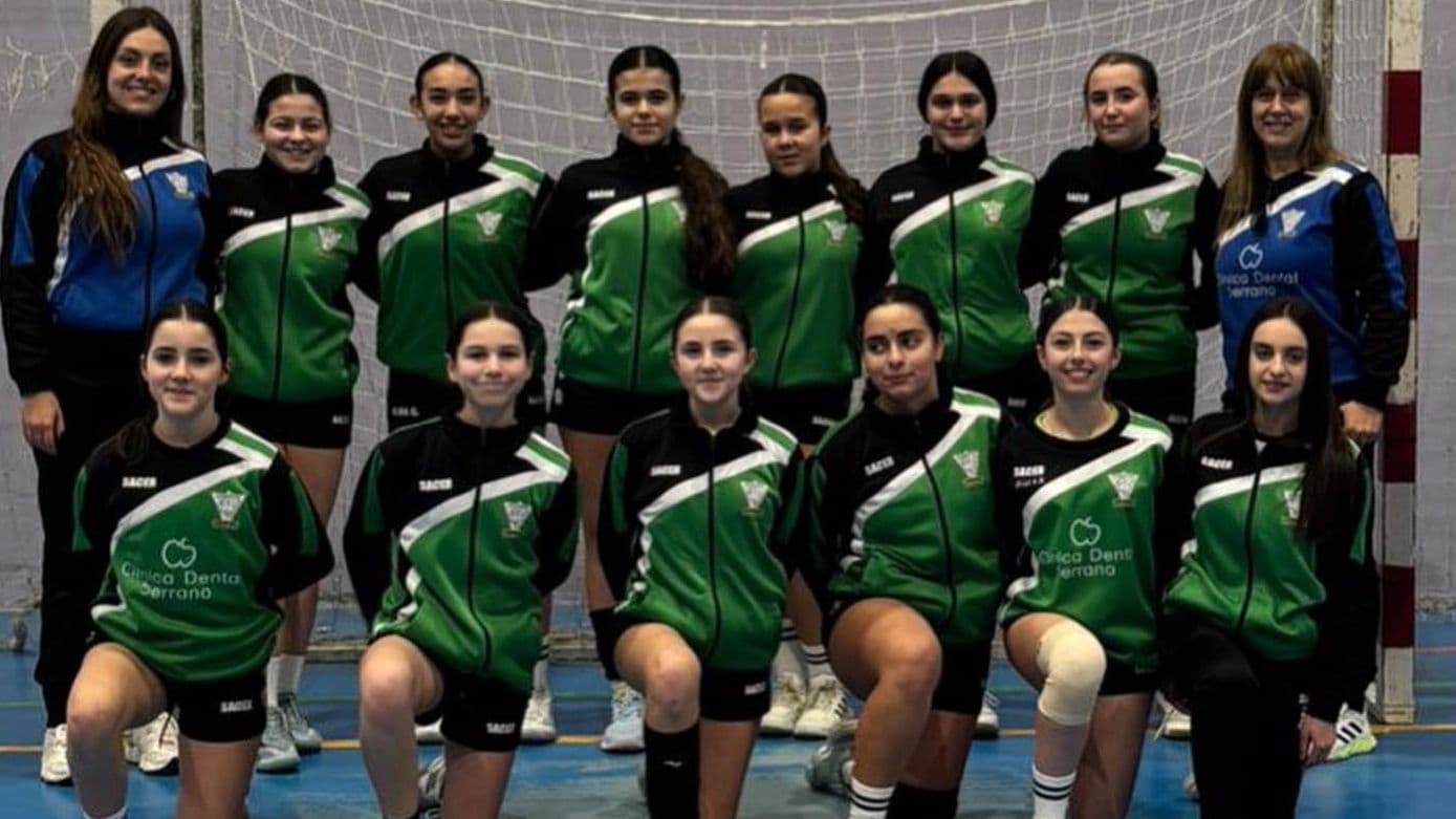Equipo infantil femenino del Calamonte.