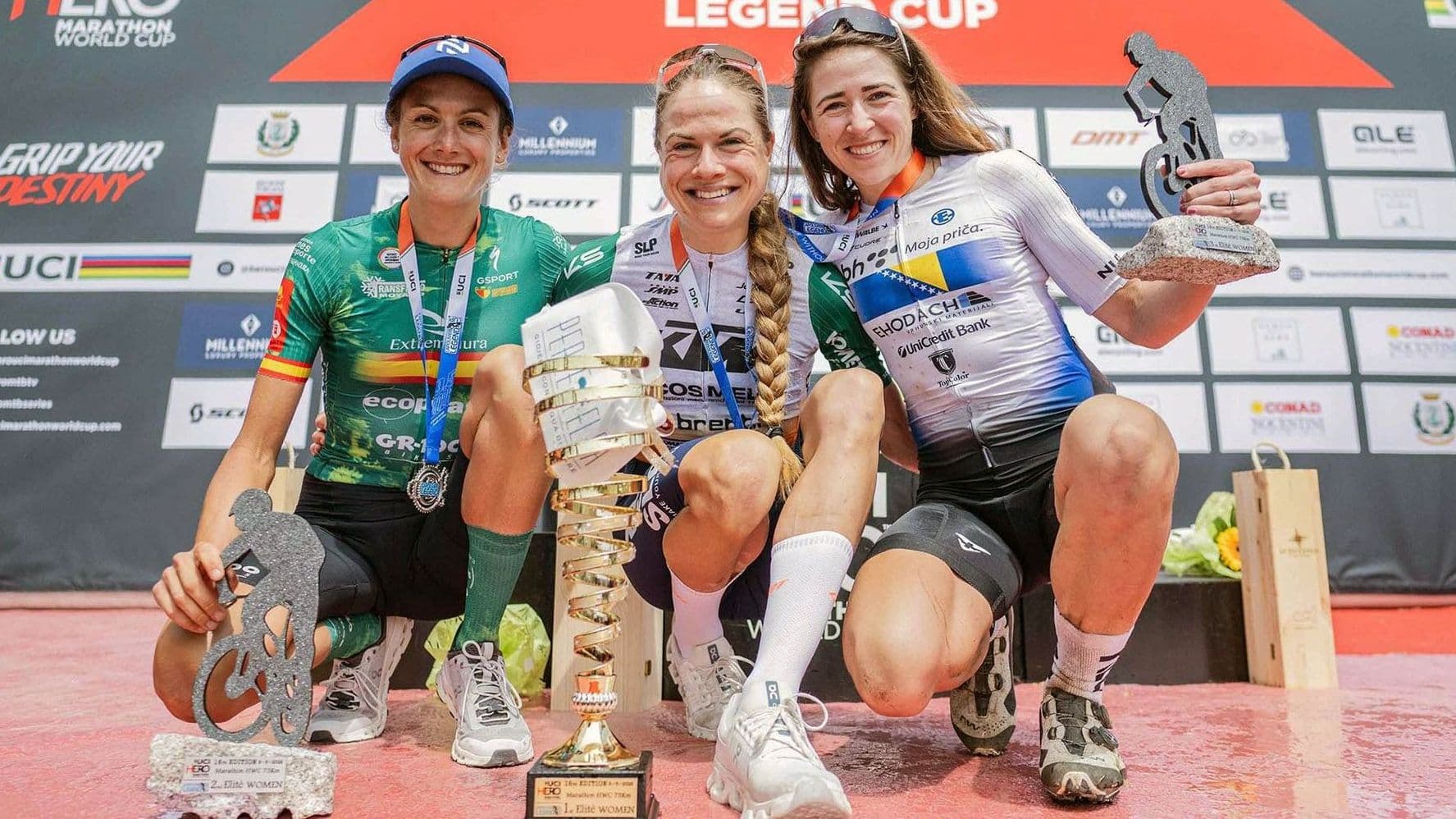 Fischer vuelve a subir al podio y se consolida entre las mejores de la Copa del Mundo XCM