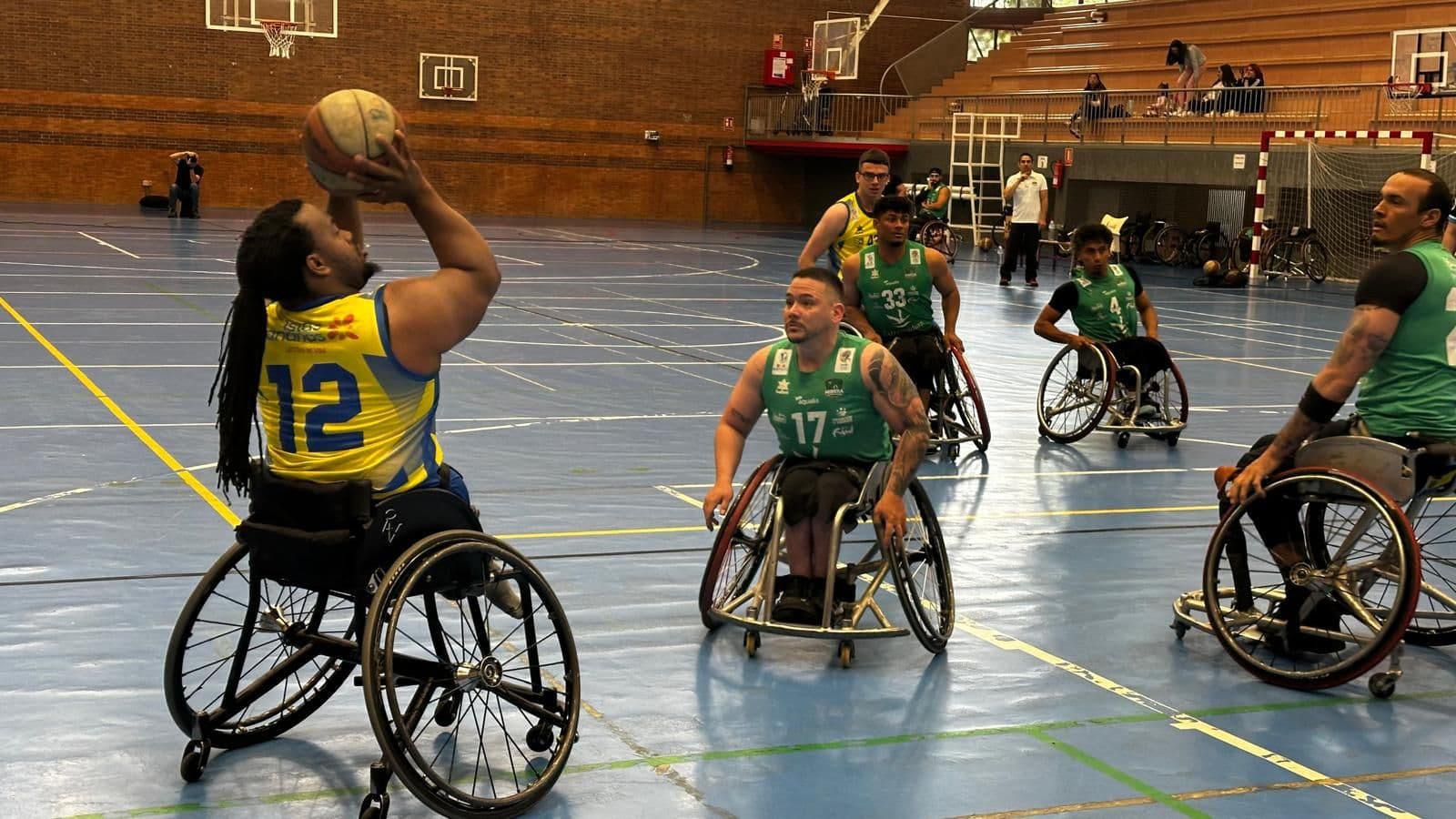Partido entre el Mideba y Econy Gran Canaria en el Pabellón Nuria Cabanillas