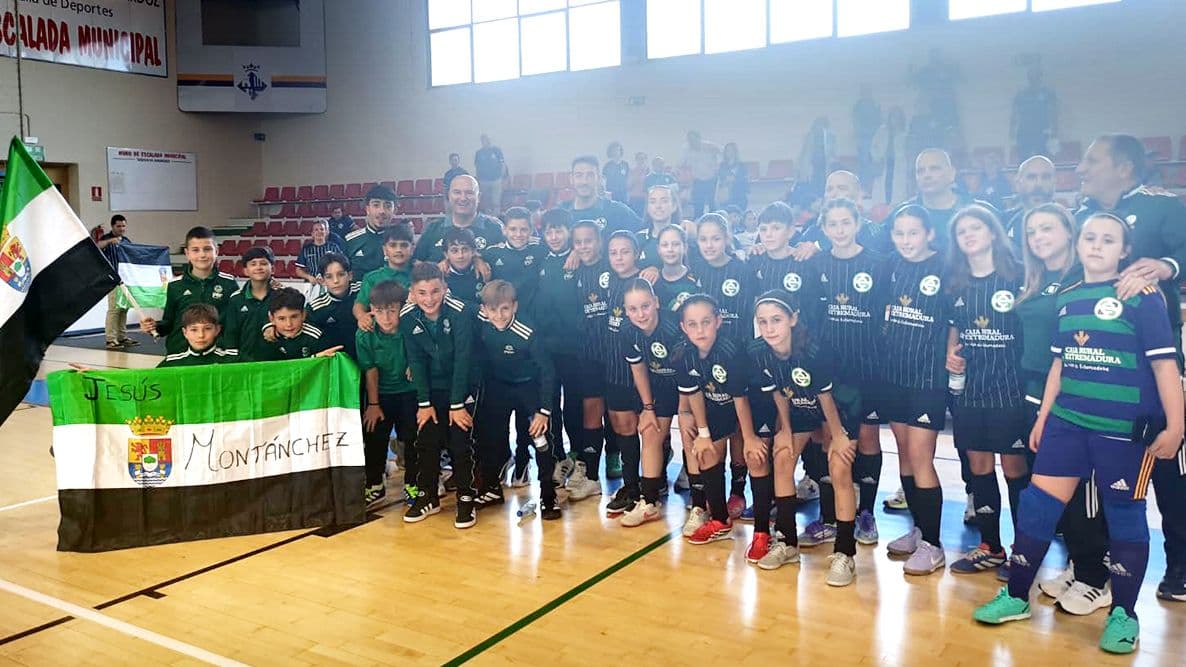 Selección extremeña Sub-12 de fútbol sala durante el partido ante Andalucía