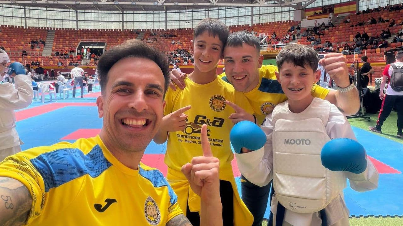 Martín García y Gonzalo Gilgado celebrando sus oros en el Open Internacional de Illescas