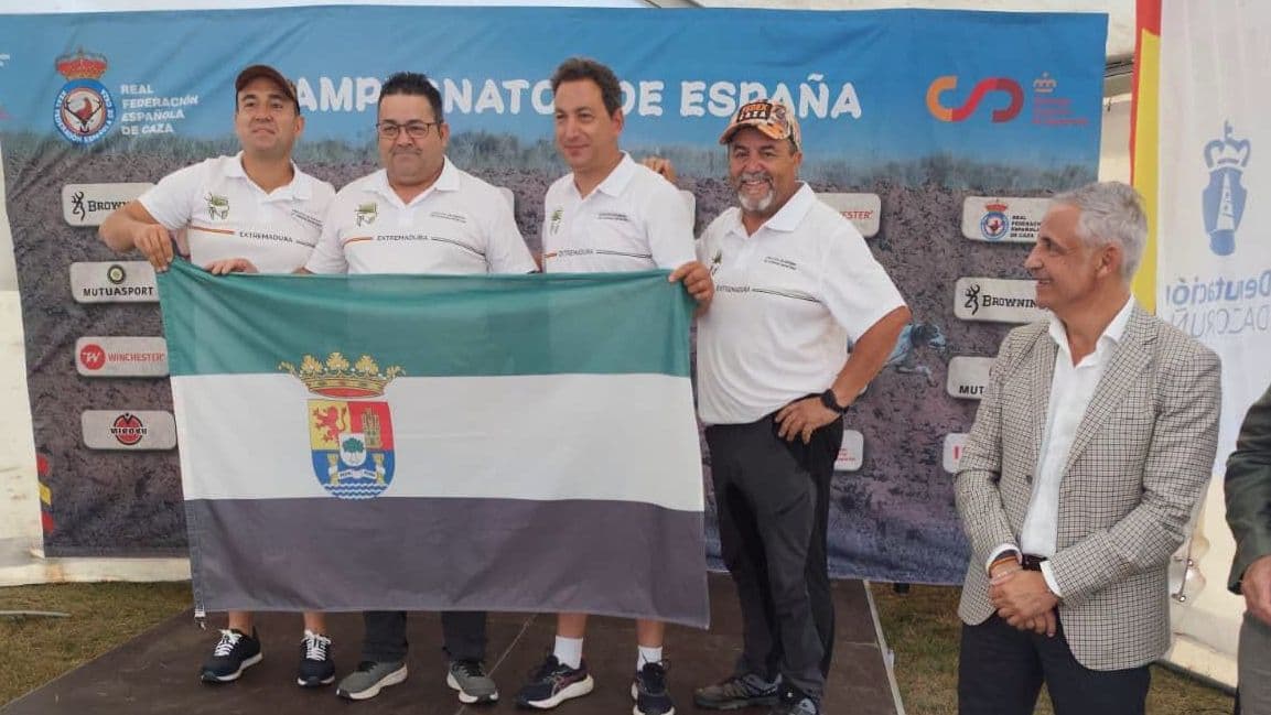 Tiradores extremeños en el Nacional de Compak Sporting de Río Sar