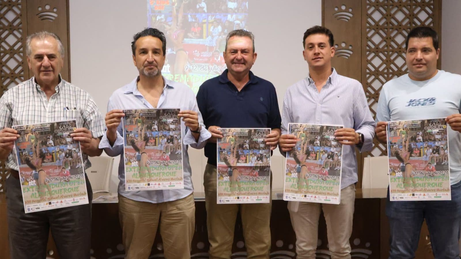 El Extremadura Open de Alburquerque de balonmano playa bate su récord con 100 equipos
