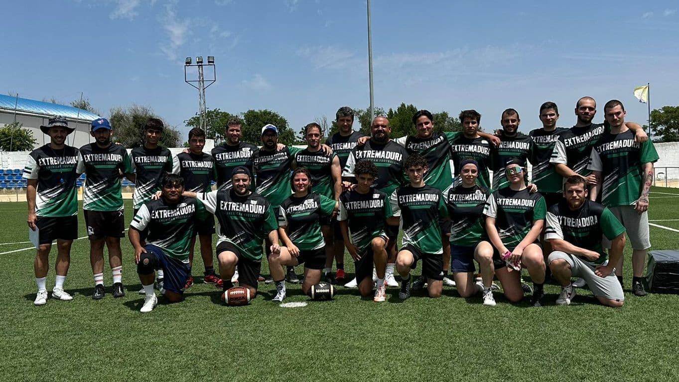 Concentración de fútbol americano extremeño en Solana de los Barros