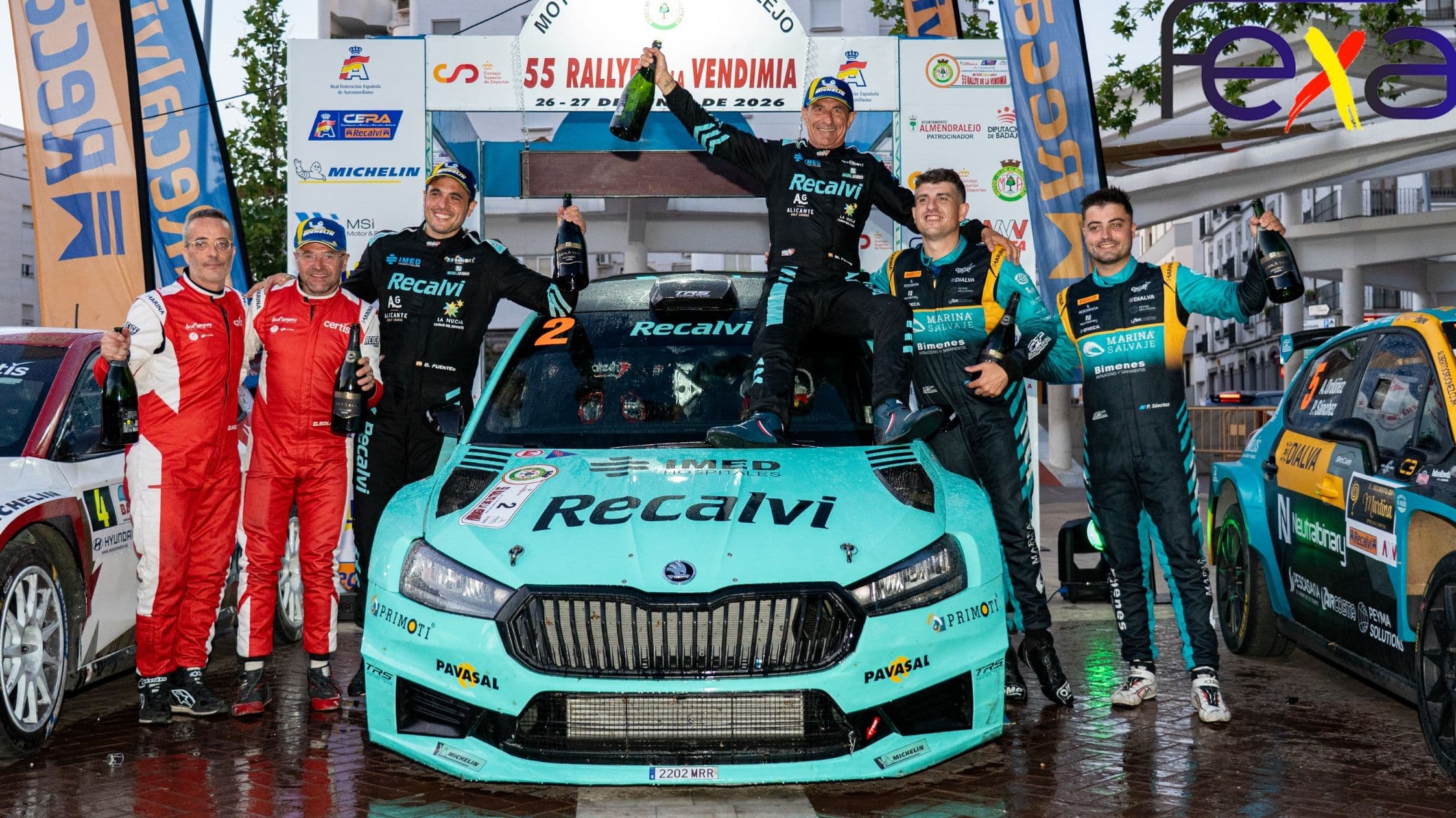 Podio absoluto del 55.º Rallye de la Vendimia celebrado en Almendralejo