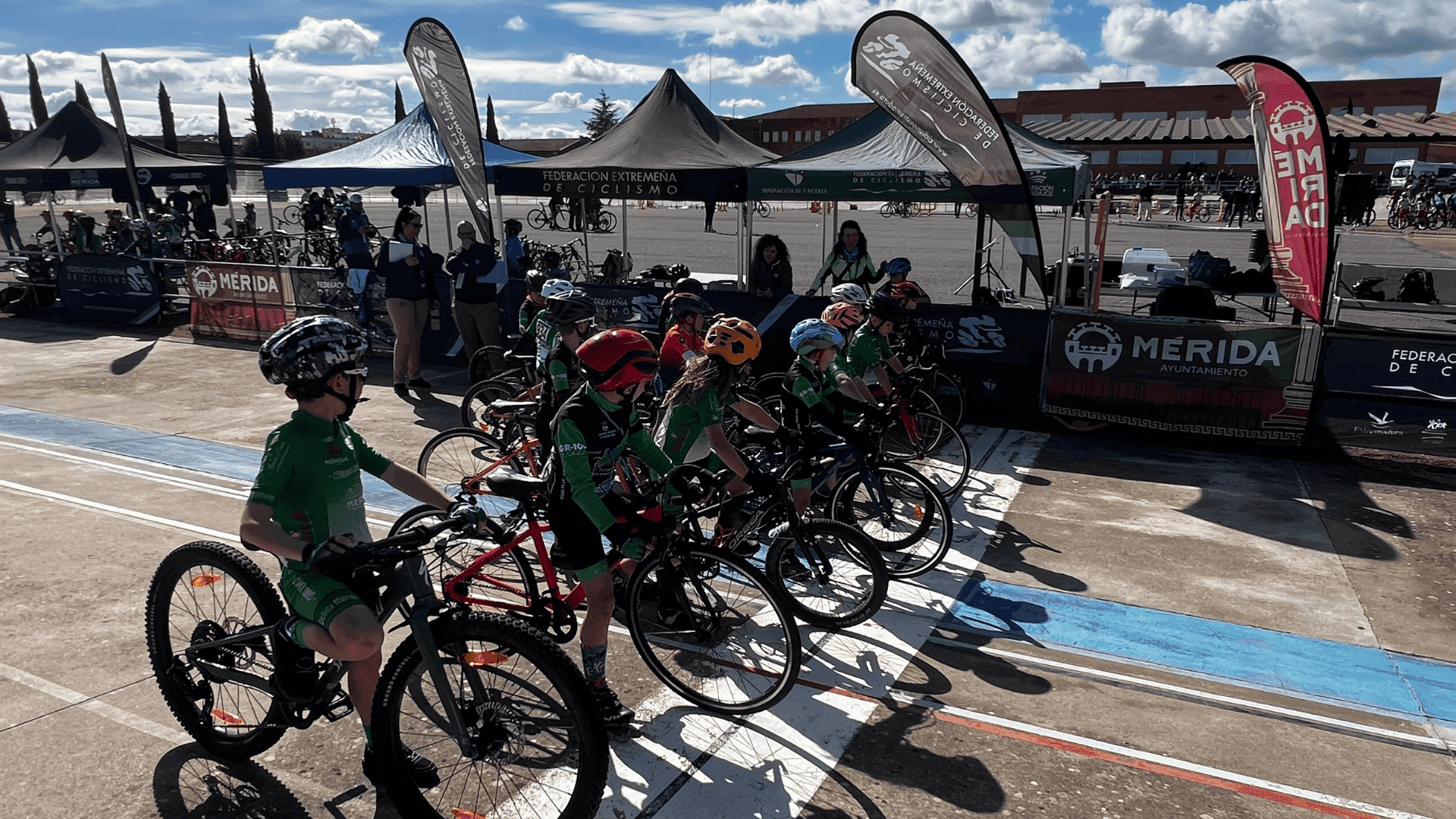 Quintana de la Serena reúne al ciclismo base en la tercera parada de los Judex de carretera