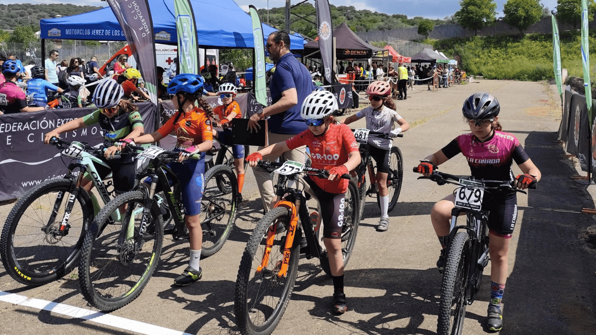 Jerez de los Caballeros reúne a más de 140 participantes en los Judex BTT