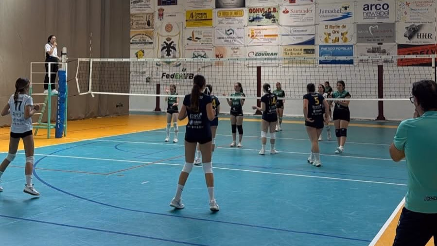 El Licenciados Reunidos apuesta por la continuidad para su segundo año en Primera Nacional de voleibol
