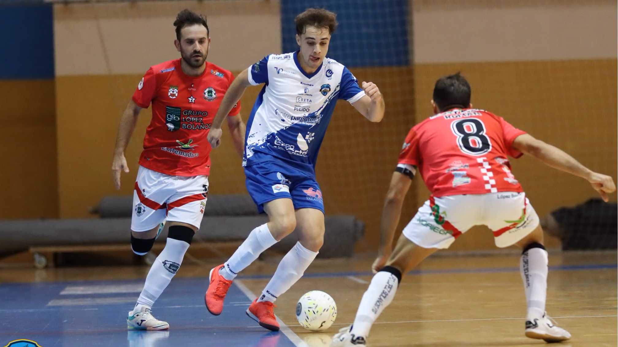 Jugadores del López Bolaños durante la segunda jornada de liga