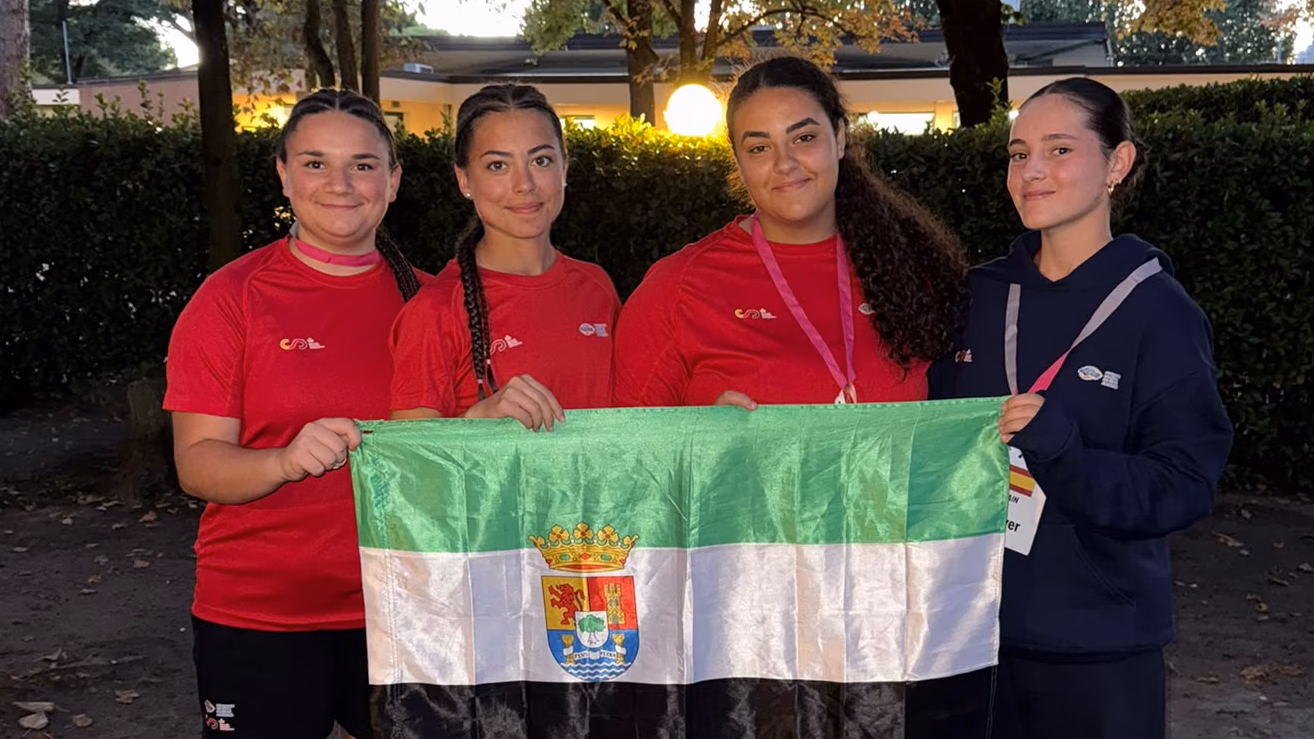 Jara Ortiz, Adriana Frías, María del Mar Díez y Laura Recio