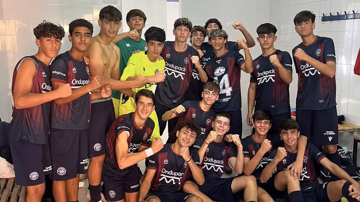 Flecha Negra y Academia Extremadura comparten el mando en División de Honor Cadete tras una jornada 5 muy igualada