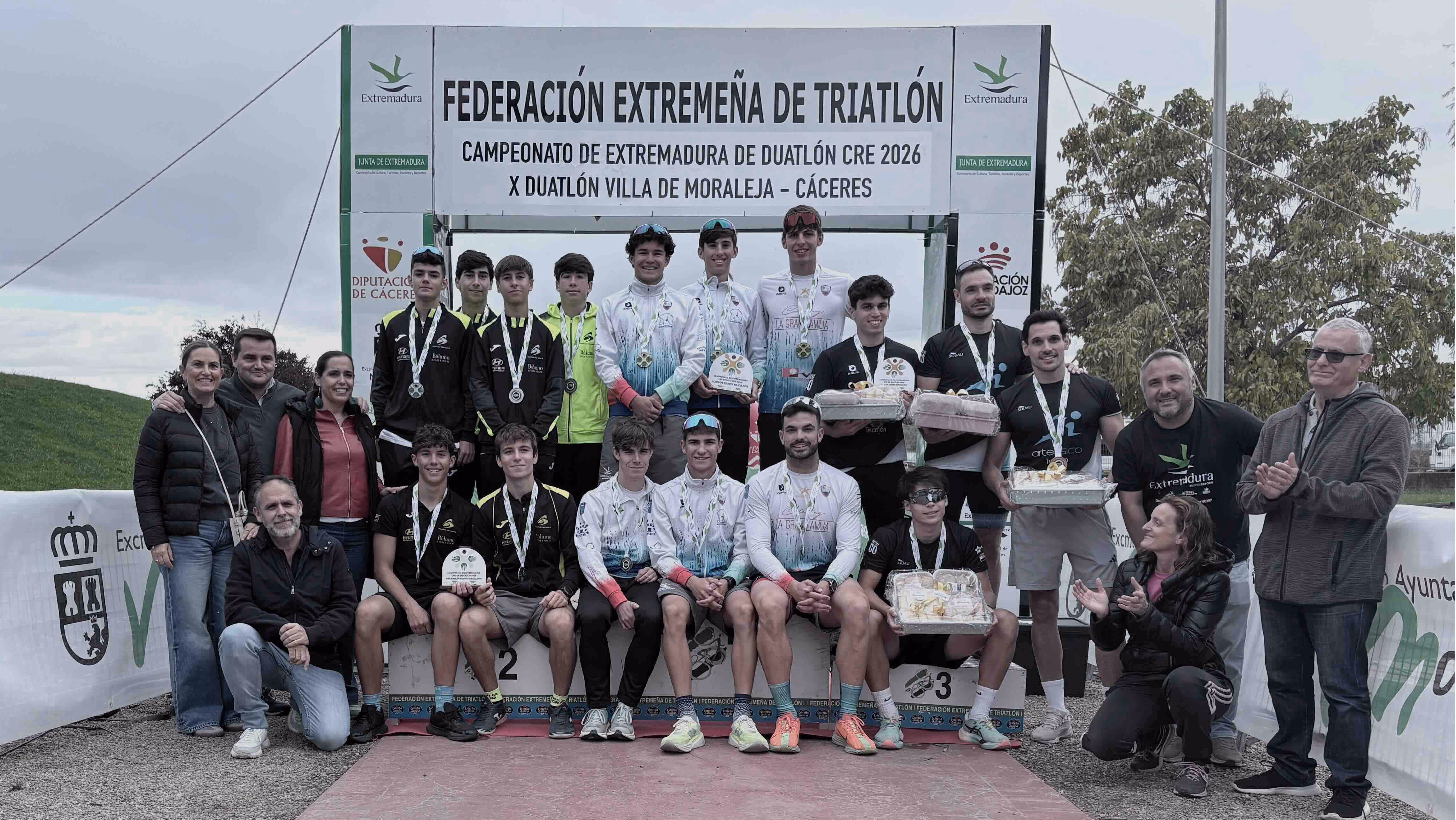 TriBarros Villafranca durante el Campeonato de Extremadura de Duatlón en Moraleja